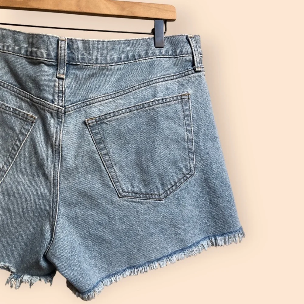 Universal Thread 90s Baggy Short Denim Shorts Distressed Women’s Plus Size 14